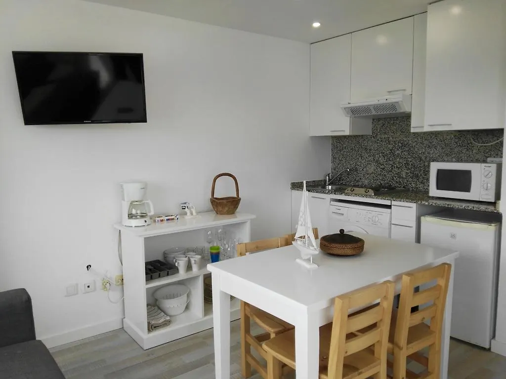 Apartment Vista Roses Mar - Apartamento Con Piscina Spain