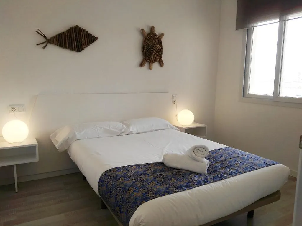 Vista Roses Mar - Apartamento Con Piscina Spain