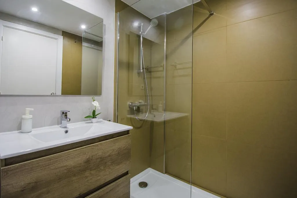 Vista Roses Mar - Apartamento con Piscina