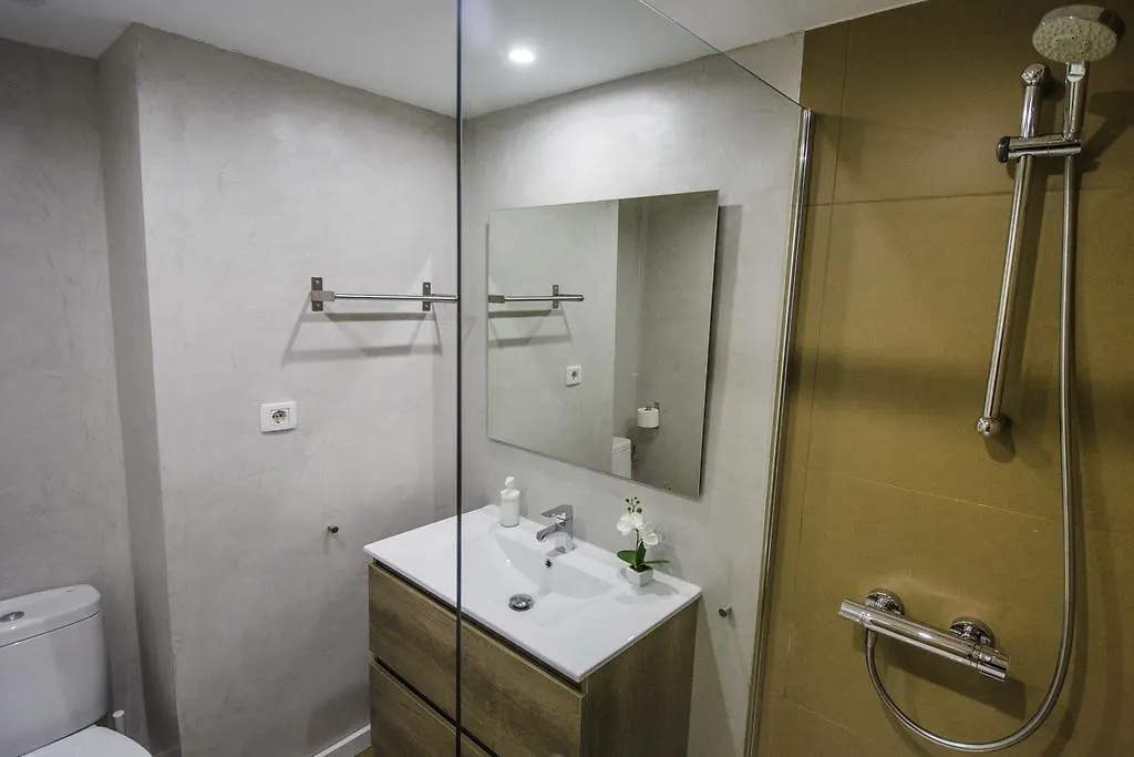 Apartment Vista Roses Mar - Apartamento Con Piscina Spain